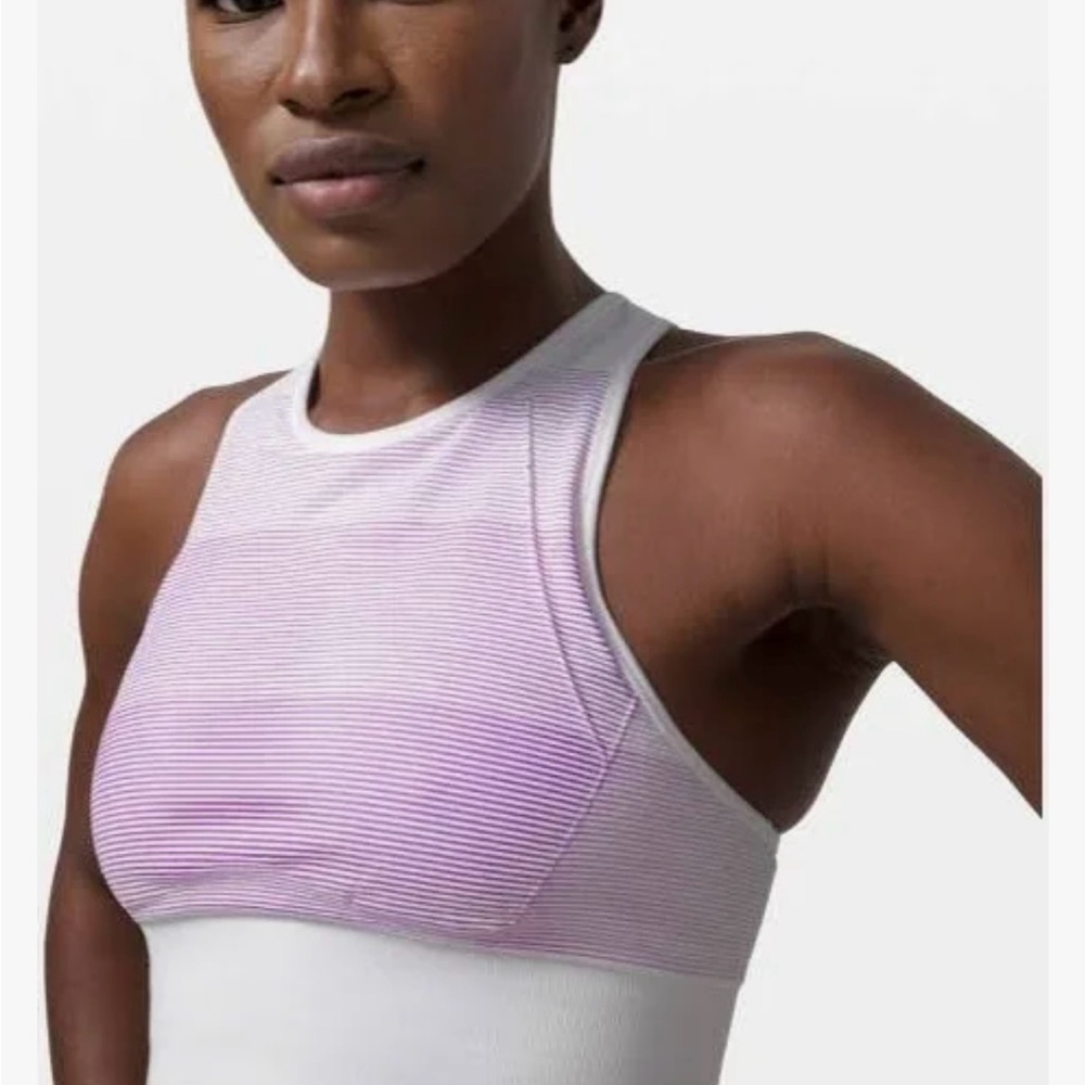 Lululemon Ebb To Train sports bra brand”COLOR CHANGING”